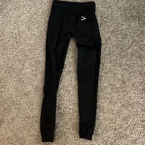 Gym shark black leggings